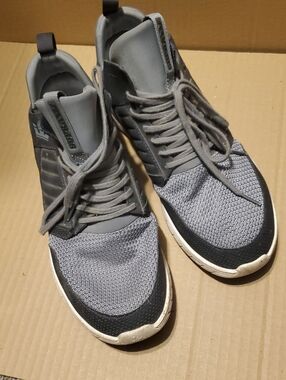 Supra Men's Grey Knit and Black Accent Sneakers